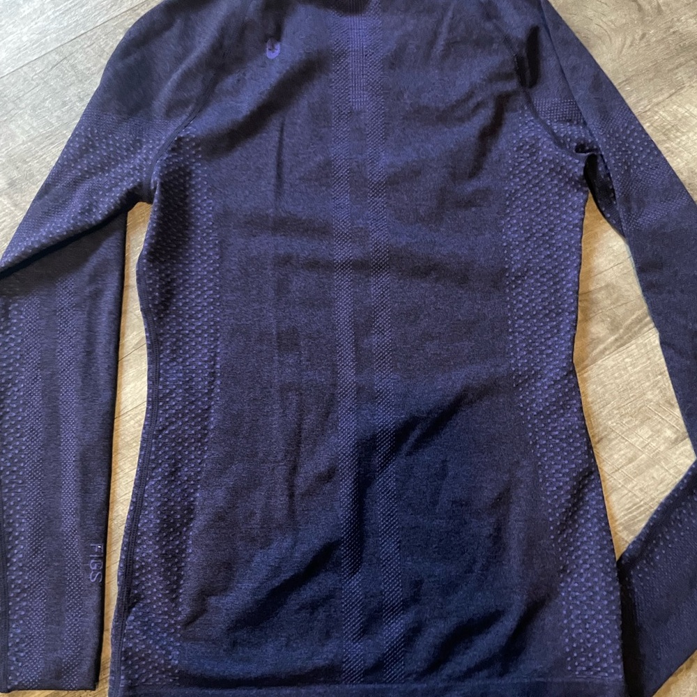 Figs salta I believe this is blueberry color in XS limited edition color